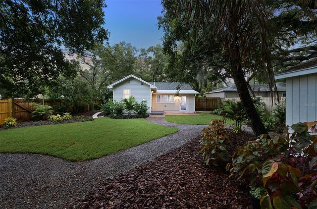 400 4TH AVENUE NW, Largo, FL 33770