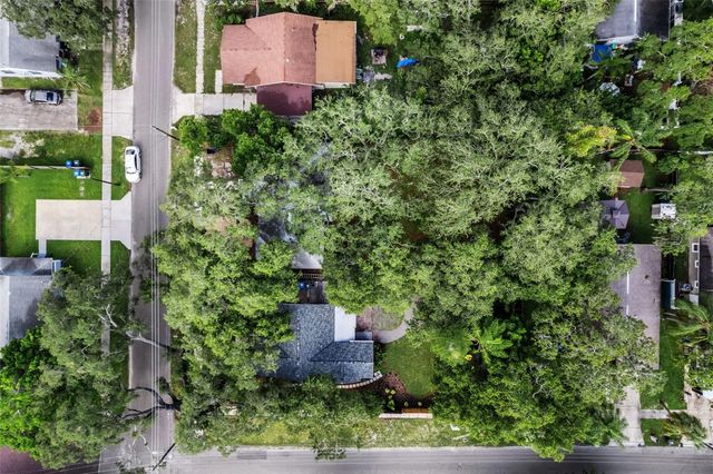 400 4TH AVENUE NW, Largo, FL 33770