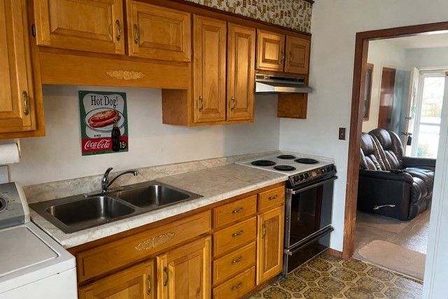 803 2nd Street, Bentonville, AR 72712