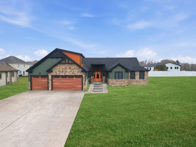 7342 Brookhaven Drive, Crown Point, IN 46307