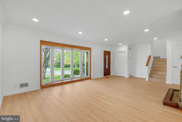 129 WHITEMARSH RD, Ardmore, PA 19003