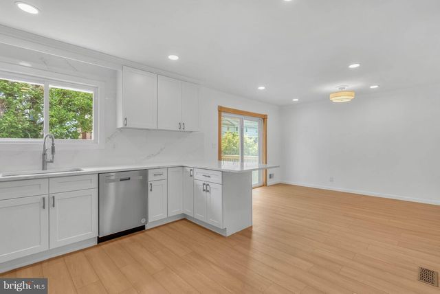 129 WHITEMARSH RD, Ardmore, PA 19003