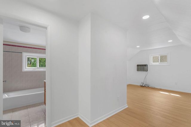 129 WHITEMARSH RD, Ardmore, PA 19003