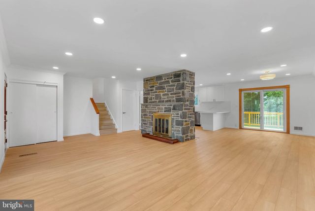 129 WHITEMARSH RD, Ardmore, PA 19003