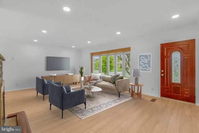 129 WHITEMARSH RD, Ardmore, PA 19003