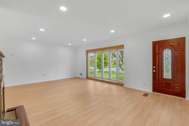 129 WHITEMARSH RD, Ardmore, PA 19003