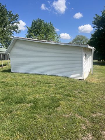 1107 W Church St, Orlinda, TN 37141
