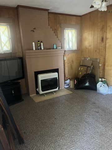 1107 W Church St, Orlinda, TN 37141