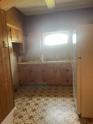1107 W Church St, Orlinda, TN 37141