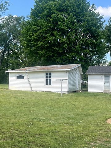 1107 W Church St, Orlinda, TN 37141