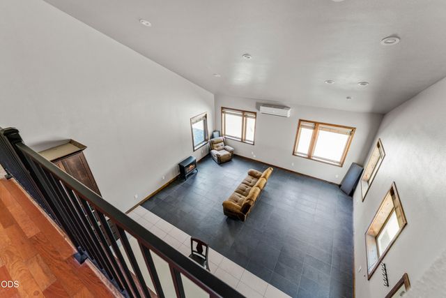 205 Witness Way, Rogue River, OR 97537