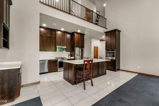 205 Witness Way, Rogue River, OR 97537