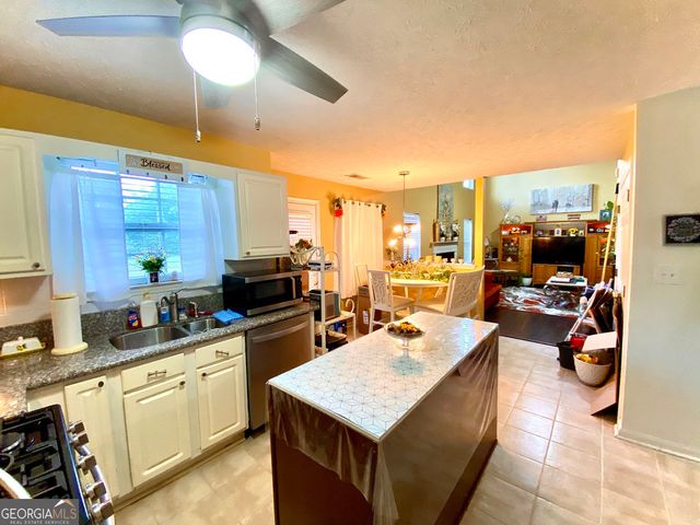 2534 Meadow Brooke Court, Lithonia, GA 30058