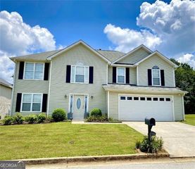 2534 Meadow Brooke Court, Lithonia, GA 30058