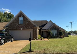 8245 Morning Sun Cove, Walls, MS 38680