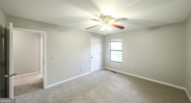 7012 S Pinewood Court, Villa Rica, GA 30180
