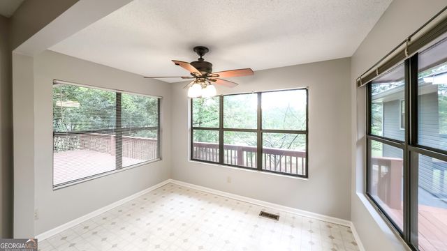 7012 S Pinewood Court, Villa Rica, GA 30180