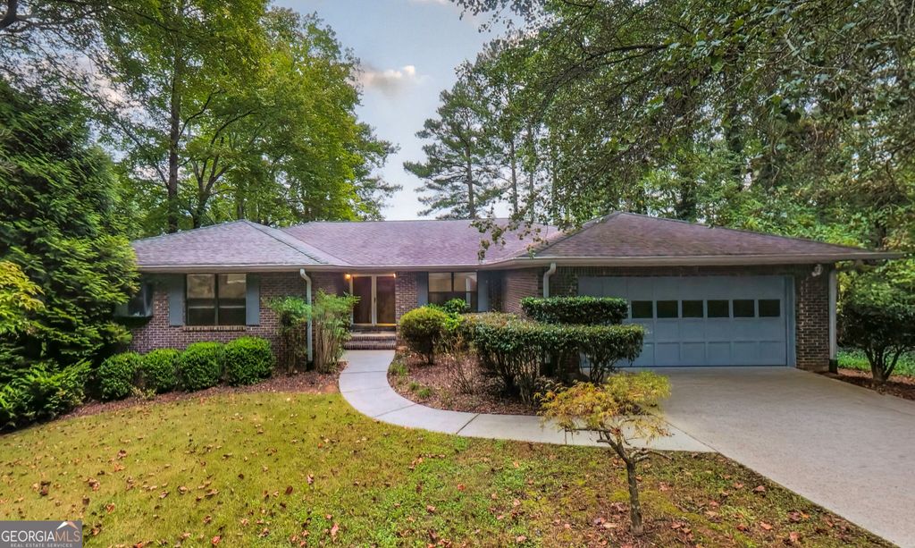 7012 S Pinewood Court, Villa Rica, GA 30180
