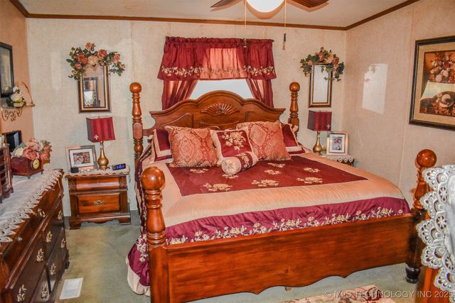 2418 E 2090 Road, Hugo, OK 74743