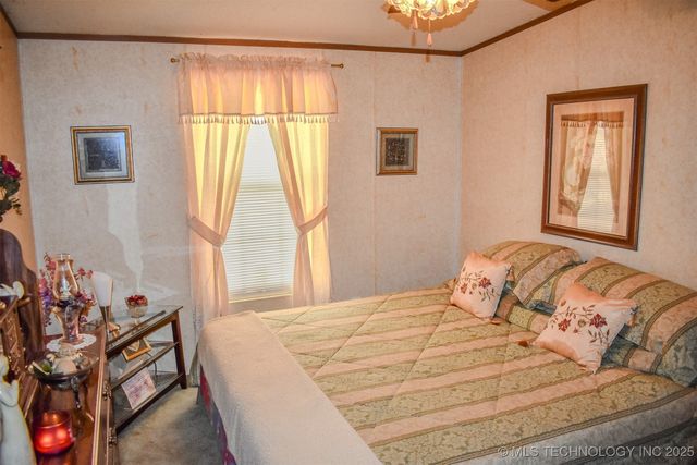 2418 E 2090 Road, Hugo, OK 74743