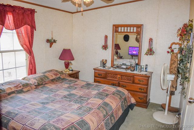 2418 E 2090 Road, Hugo, OK 74743