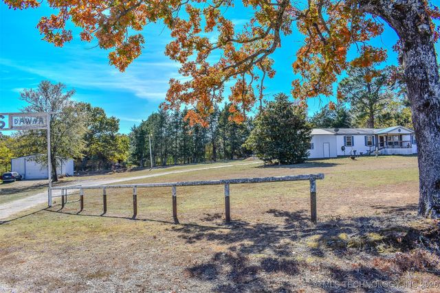 2418 E 2090 Road, Hugo, OK 74743
