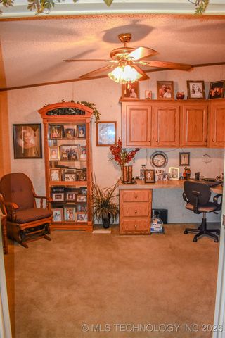 2418 E 2090 Road, Hugo, OK 74743