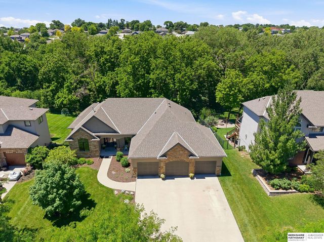 3110 N 194 Street, Elkhorn, NE 68022