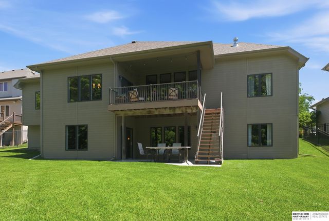 3110 N 194 Street, Elkhorn, NE 68022