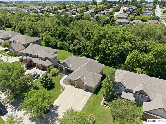 3110 N 194 Street, Elkhorn, NE 68022