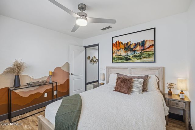 3618 E RENEE Drive, Phoenix, AZ 85050