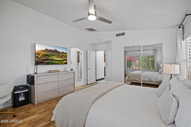 3618 E RENEE Drive, Phoenix, AZ 85050