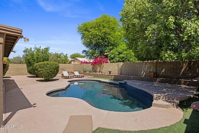 3618 E RENEE Drive, Phoenix, AZ 85050