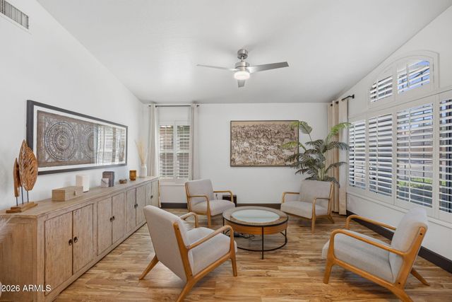 3618 E RENEE Drive, Phoenix, AZ 85050