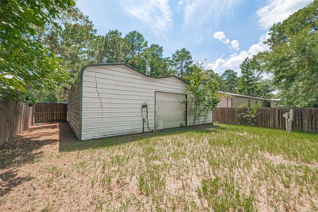 477 Canadian Dr, Trinity, TX 75862