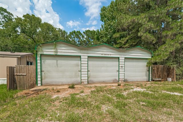477 Canadian Dr, Trinity, TX 75862