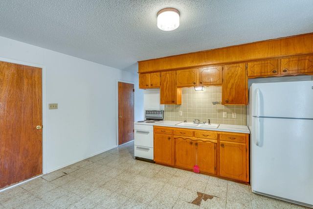 4317 River Oaks DR, Kingsland, TX 78639