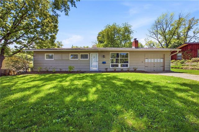 5507 W 78 Terrace, Prairie Village, KS 66208