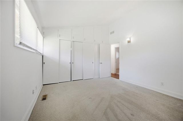 5507 W 78 Terrace, Prairie Village, KS 66208