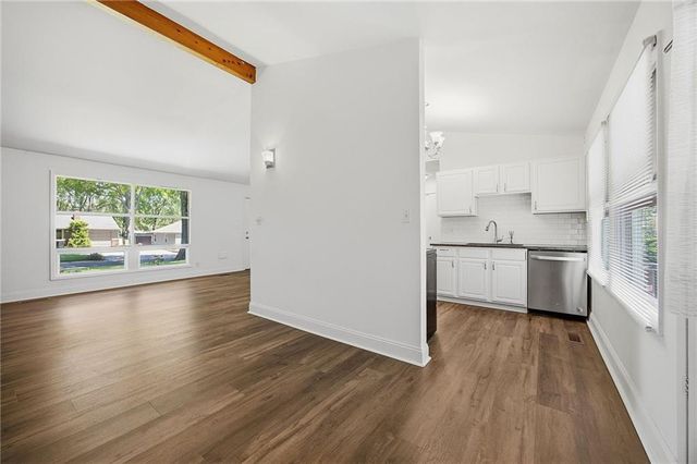 5507 W 78 Terrace, Prairie Village, KS 66208