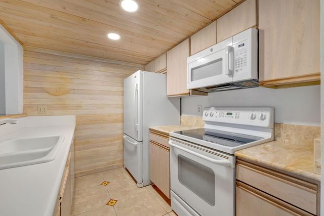 2400 S Ocean Drive Cc-1321, Fort Pierce, FL 34949