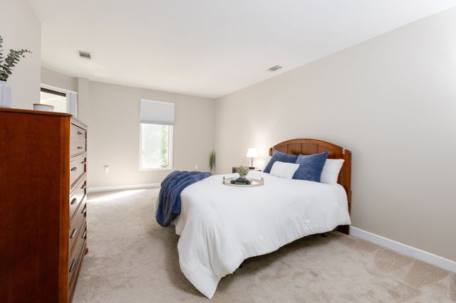 770 Salisbury Street 319, Worcester, MA 01609