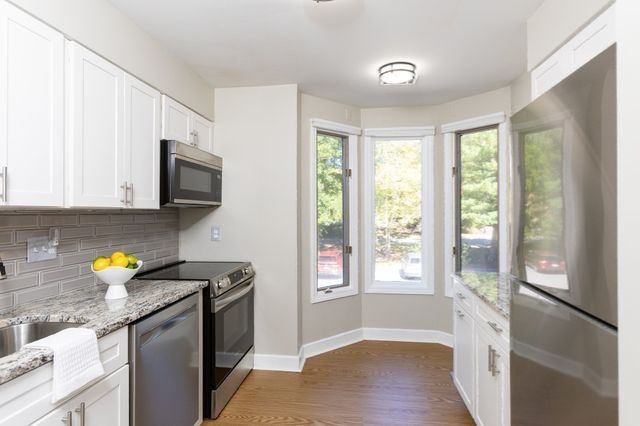 770 Salisbury Street 319, Worcester, MA 01609