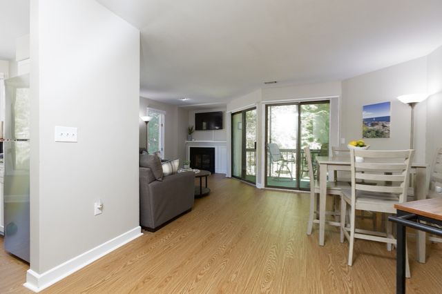 770 Salisbury Street 319, Worcester, MA 01609