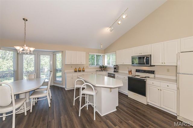 16117 Copper Ridge Court, Wildwood, MO 63040