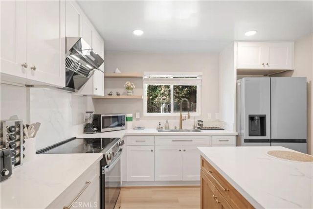 24851 Stem, Lake Forest, CA 92630