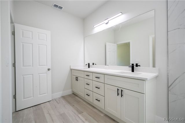 7780 N Sarazen Drive, Citrus Springs, FL 34434