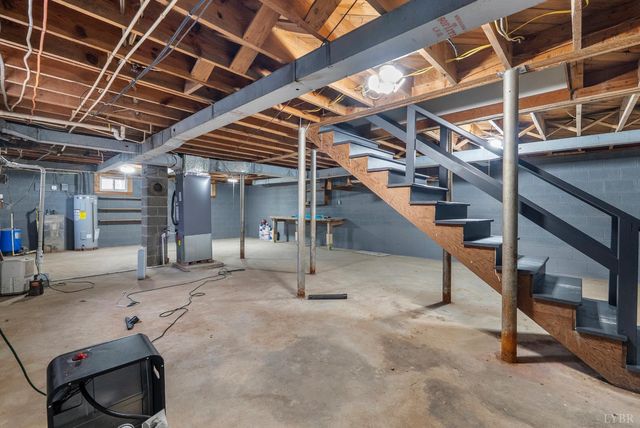 111 Saturn St., Lynchburg, VA 24502