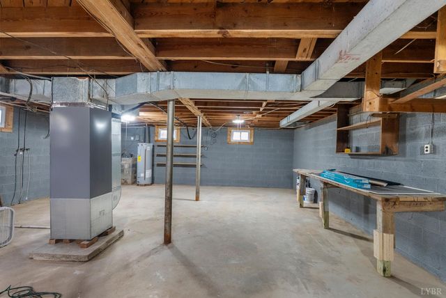 111 Saturn St., Lynchburg, VA 24502