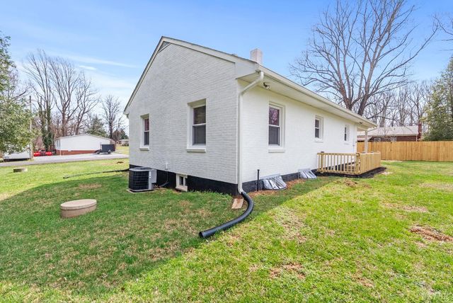 111 Saturn St., Lynchburg, VA 24502